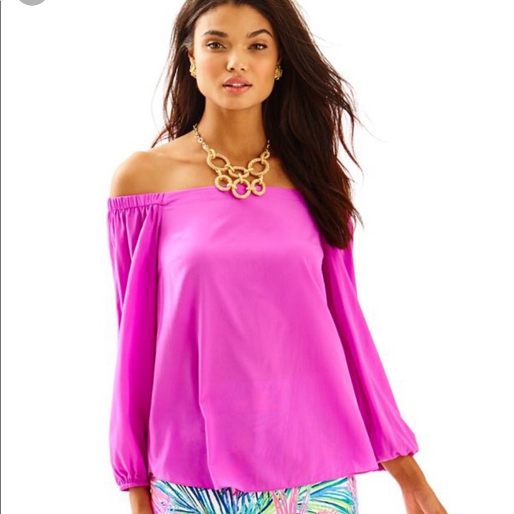 NWOT ADIRA SILK TOP SZ SMALL